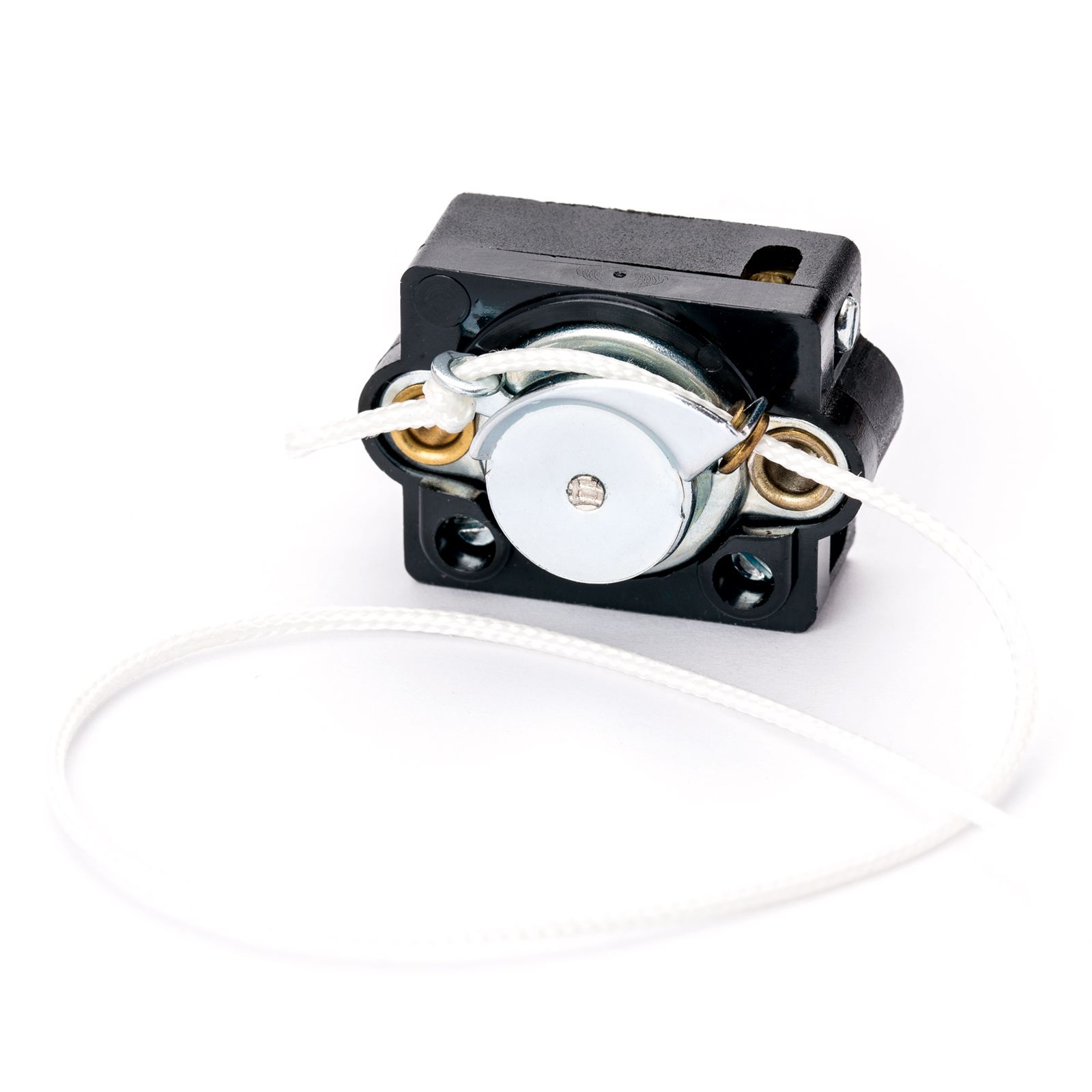 Series pull switch