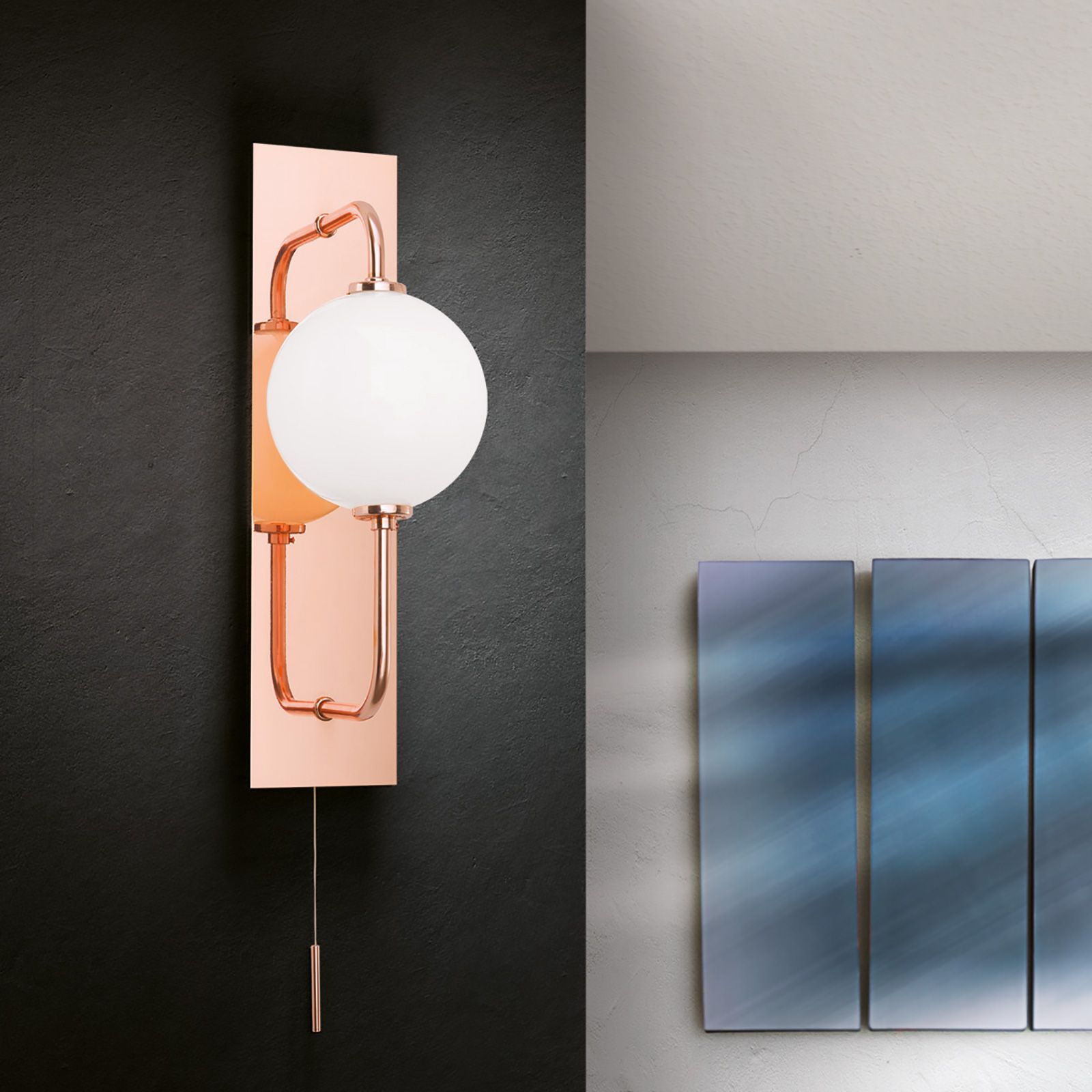Wandleuchte PIPES, kupfer, mit opal-glänzendem Glas
