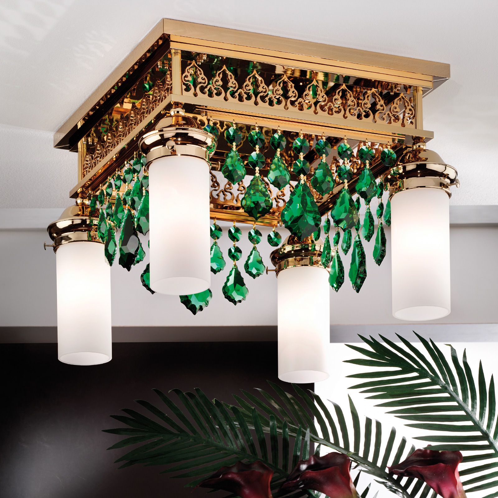 Deckenluster ORIONtal, 4-flammig, Gold, mit grünen Kristallpendeln