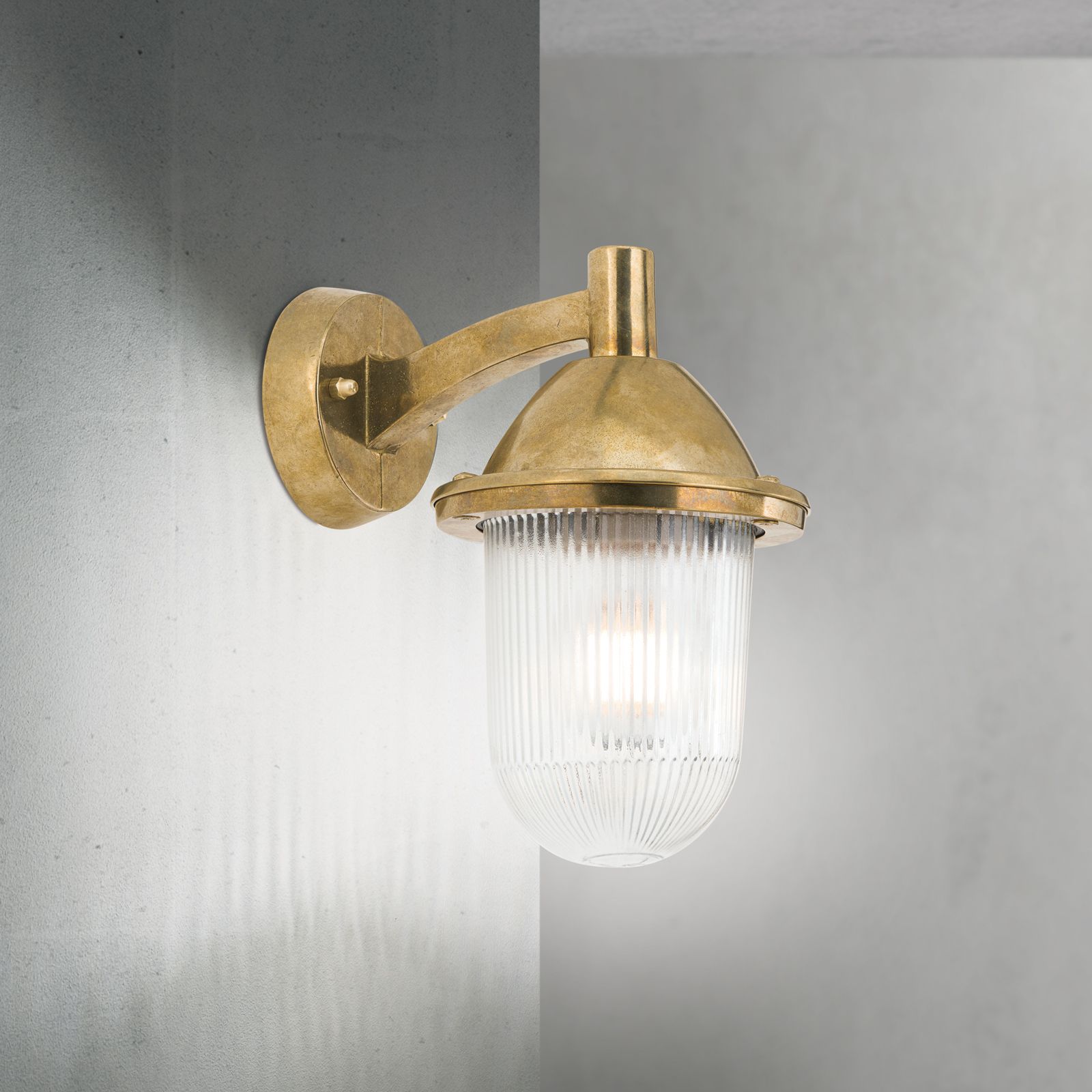 Outdoor wall light YORK, brass raw, downwards