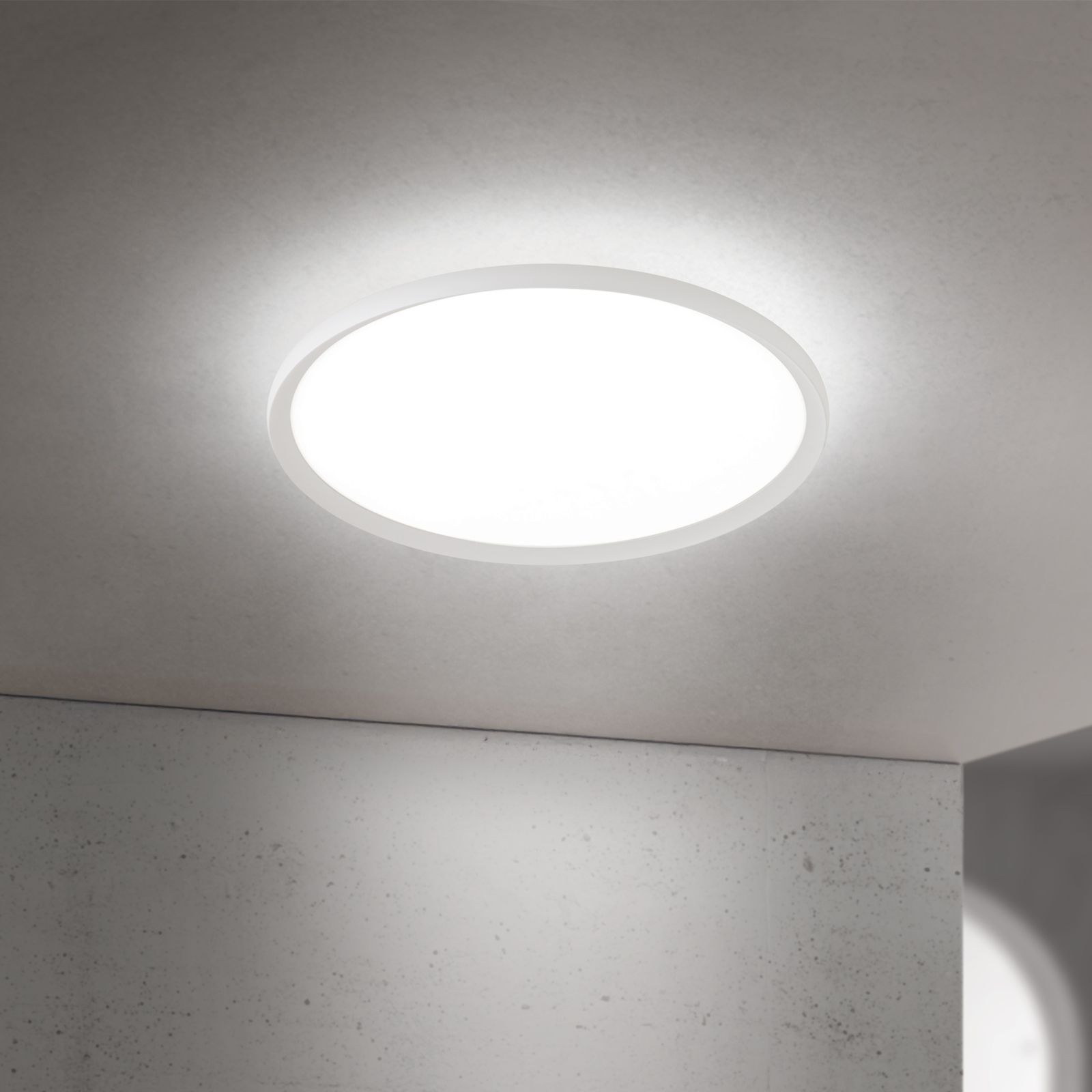 LED ceiling light KANT, Ø 60cm, white