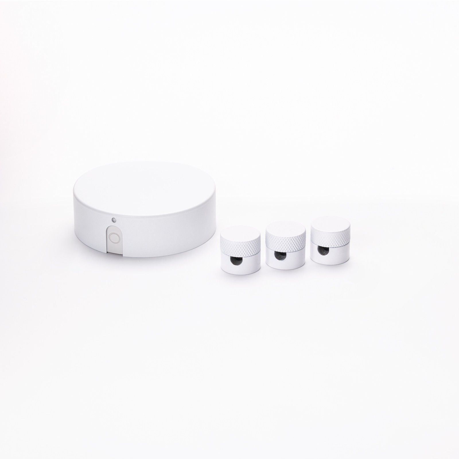 Distribution canopy set incl. 3 pins for ceiling, metal, white