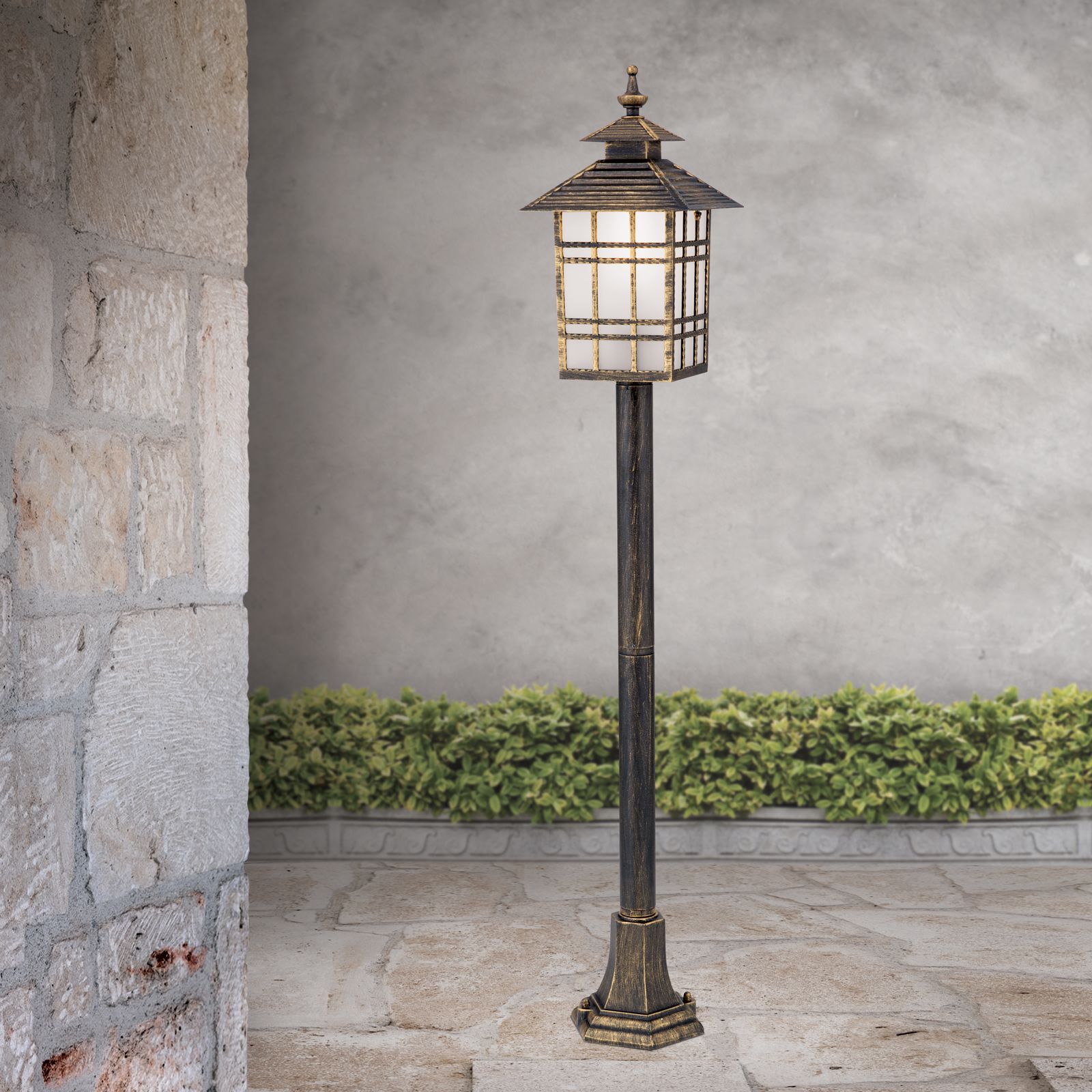 Outdoor lamp KIKO, patina