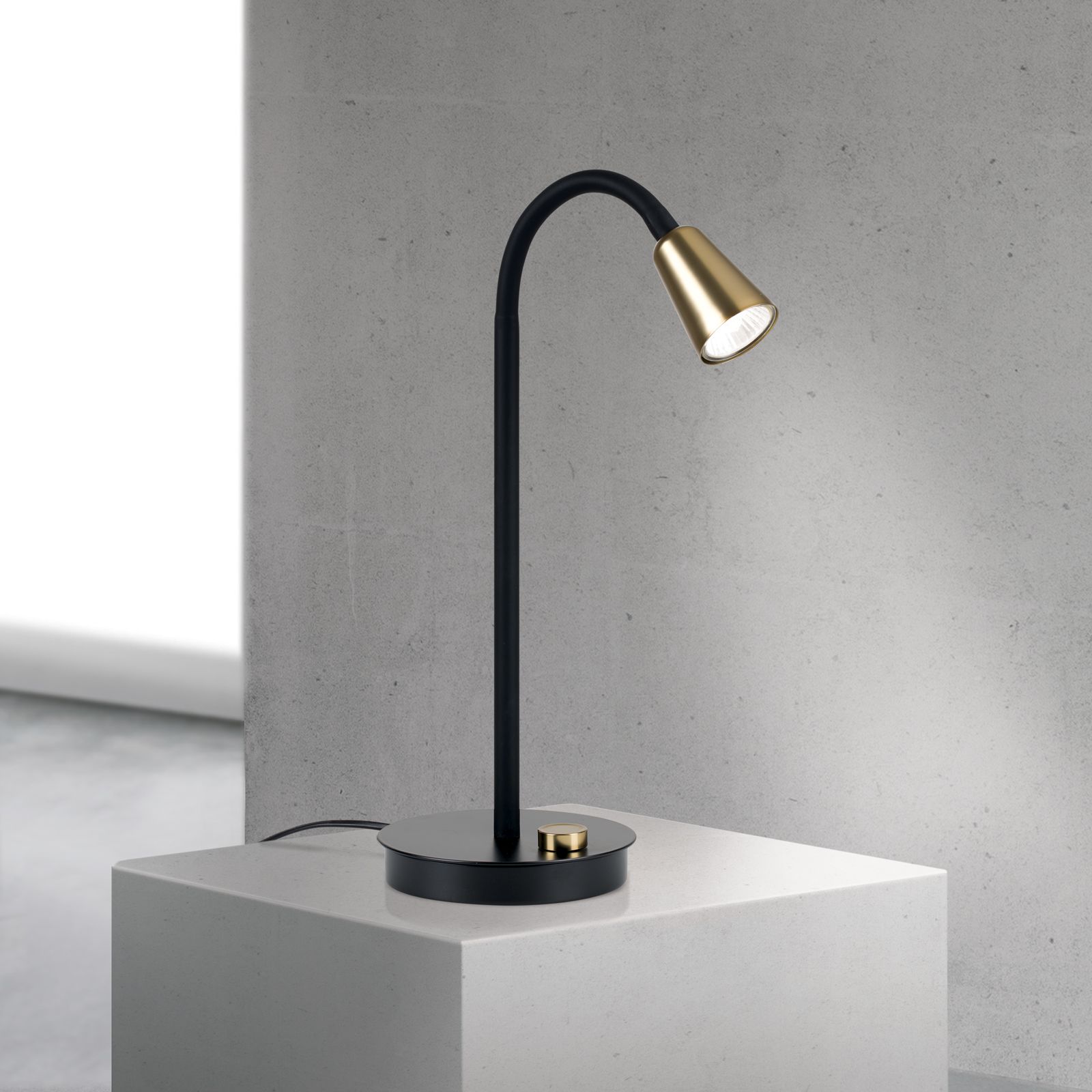 Table lamp DOTTY, black brass