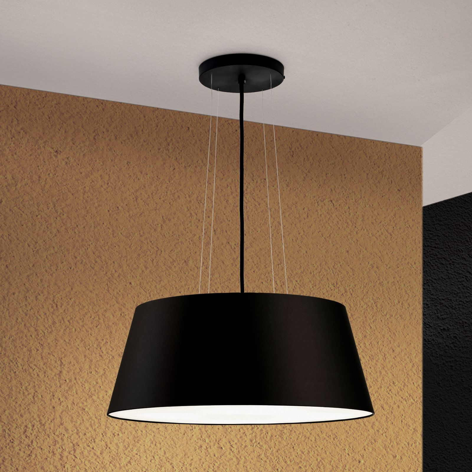 Hängeleuchte SHADE,  Schwarz, mit konischem, schwarzem Schirm, Ø 50cm