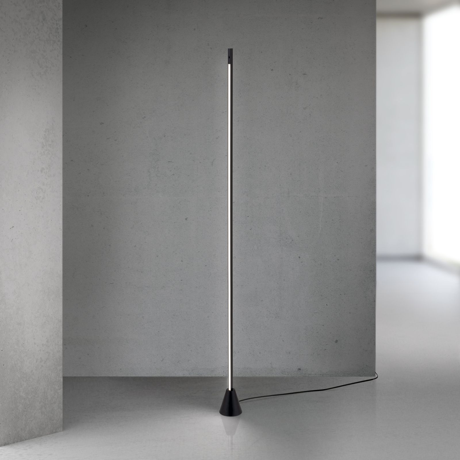LED floor lamp SOJIE, 330° swivelling, black