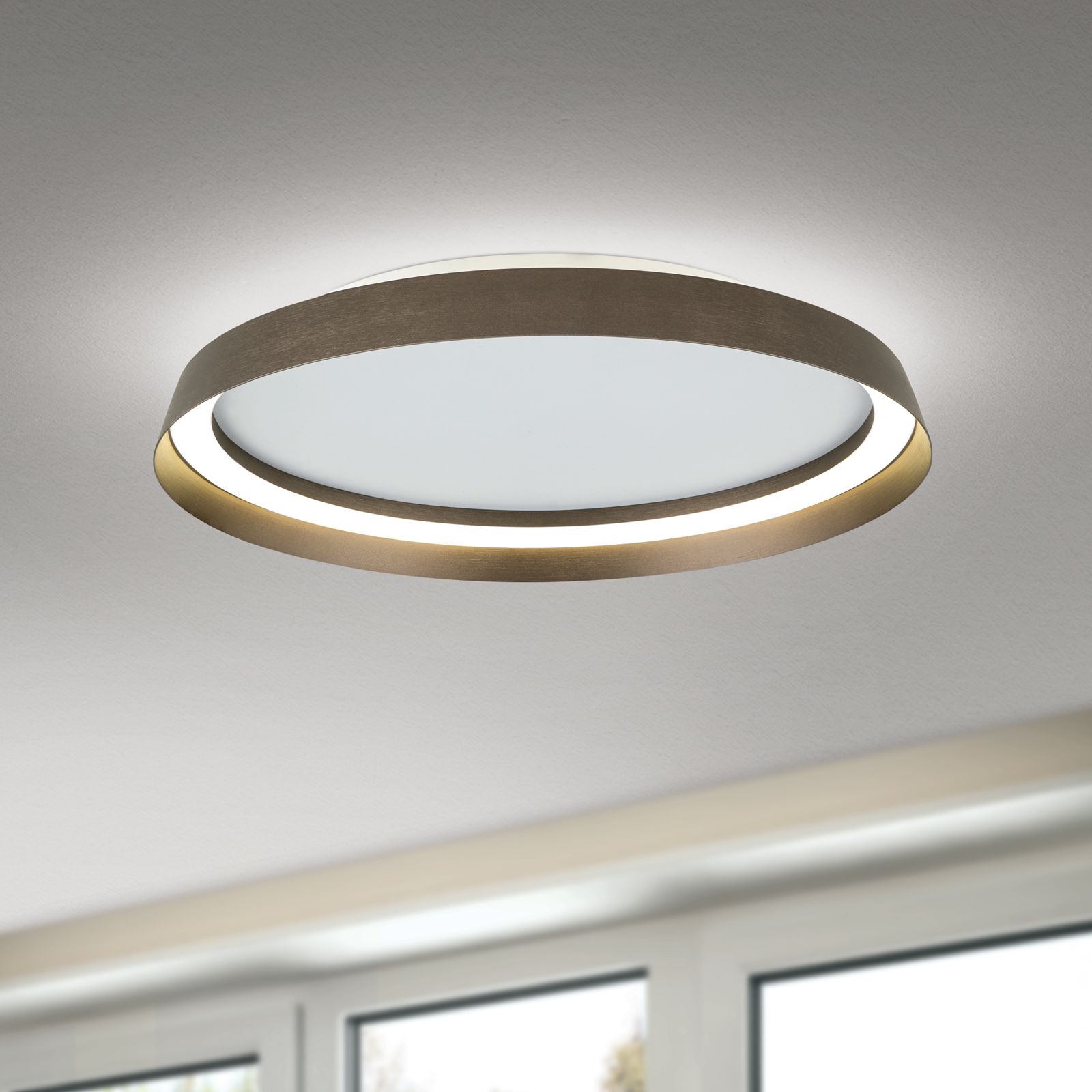 LED ceiling light MANTA, Ø 45cm, coffee